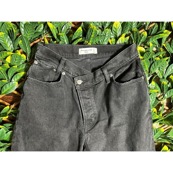 Abercrombie and Fitch The Dad High Rise Black Jeans Size 2S - Picture 5 of 7